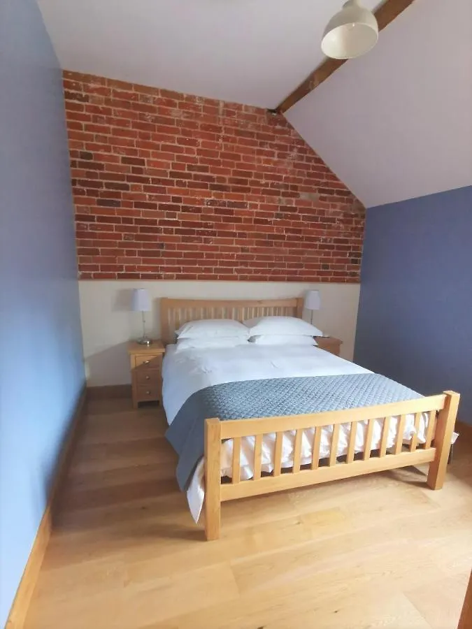 Holiday home Blashford Manor Farmhouse Holiday Cottage - The Shire Cottage Ellingham
